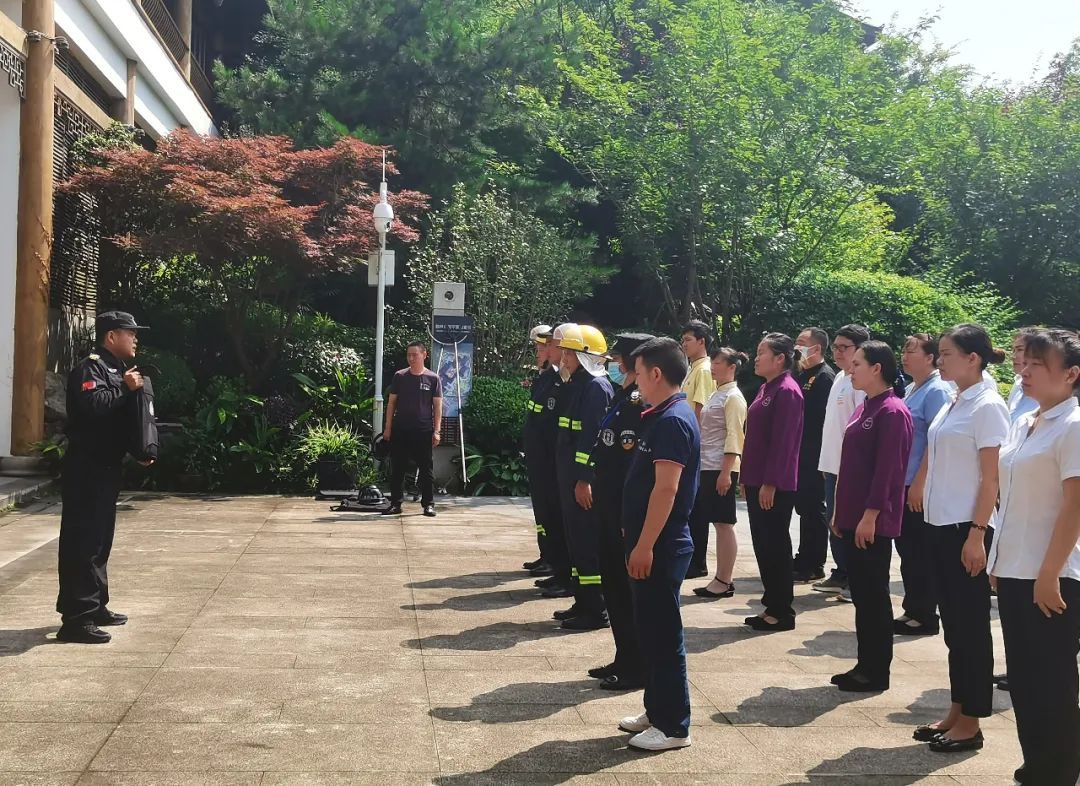 安全生产月|洛安文旅公司组织开展反恐防暴暨消防安全演练